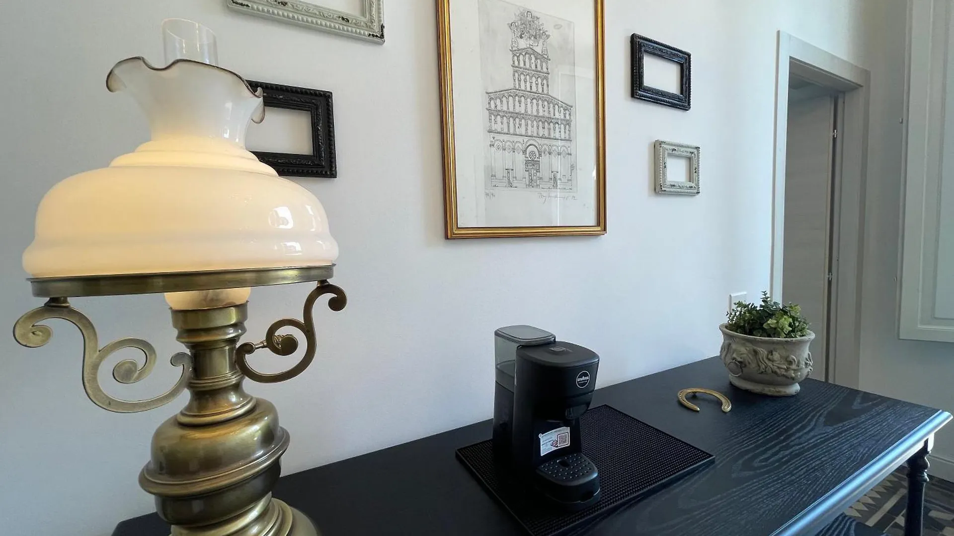 Villa Nanni Suites - Camera Anfiteatro - Lucca 0*,